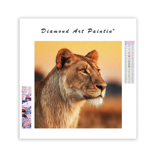 Lioness on the Savannah - Diamond Painting