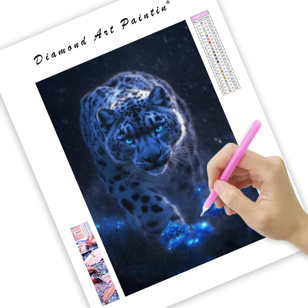 Giant Snow Leopard in Fog – Diamond Painting
