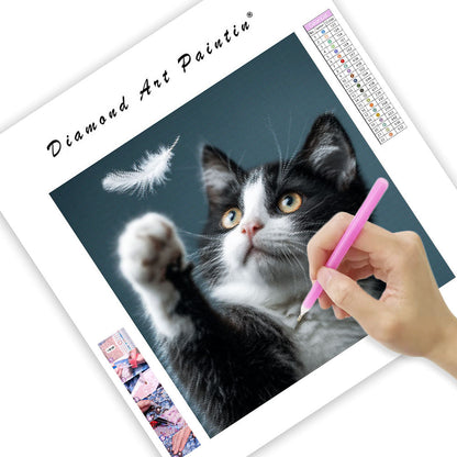 Pouncing on a Feather - Diamond Painting