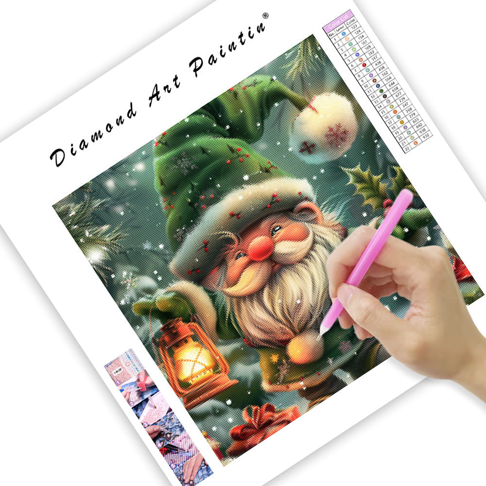 Holly Gnome - Diamond Painting