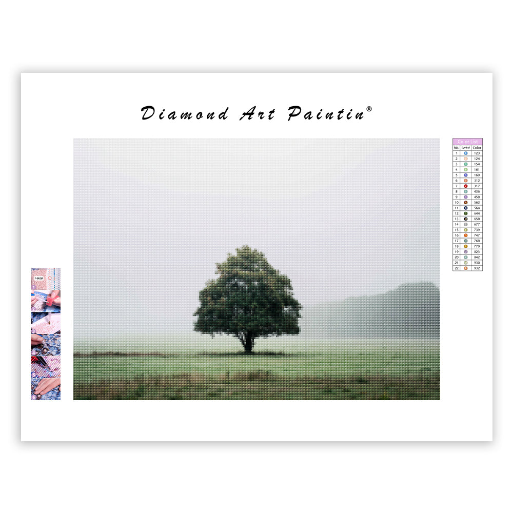 Single Tree in Mist - Diamond Painting