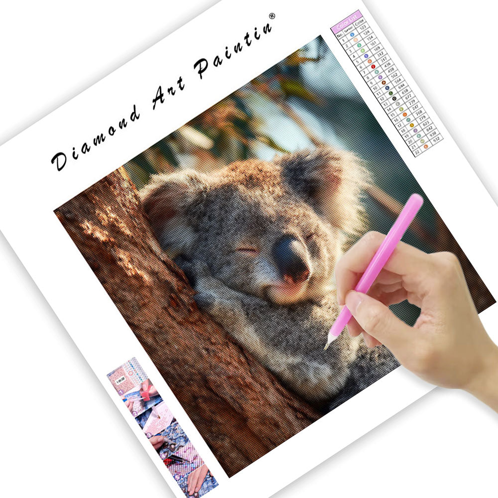 Koala Hugging Tree - Diamond Painting