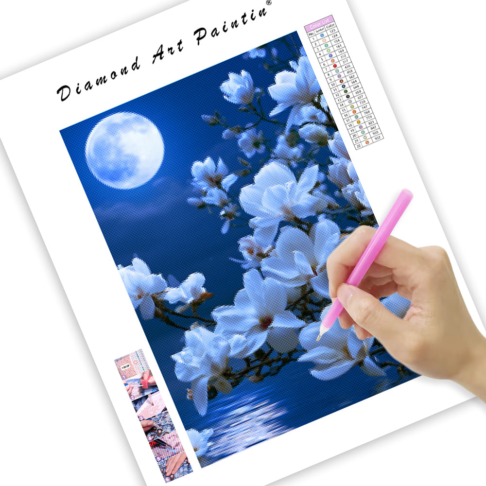 Moon Magnolia - Diamond Painting