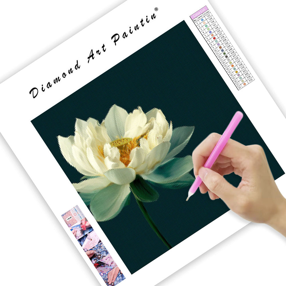 White Lotus on Green Background - Diamond Painting