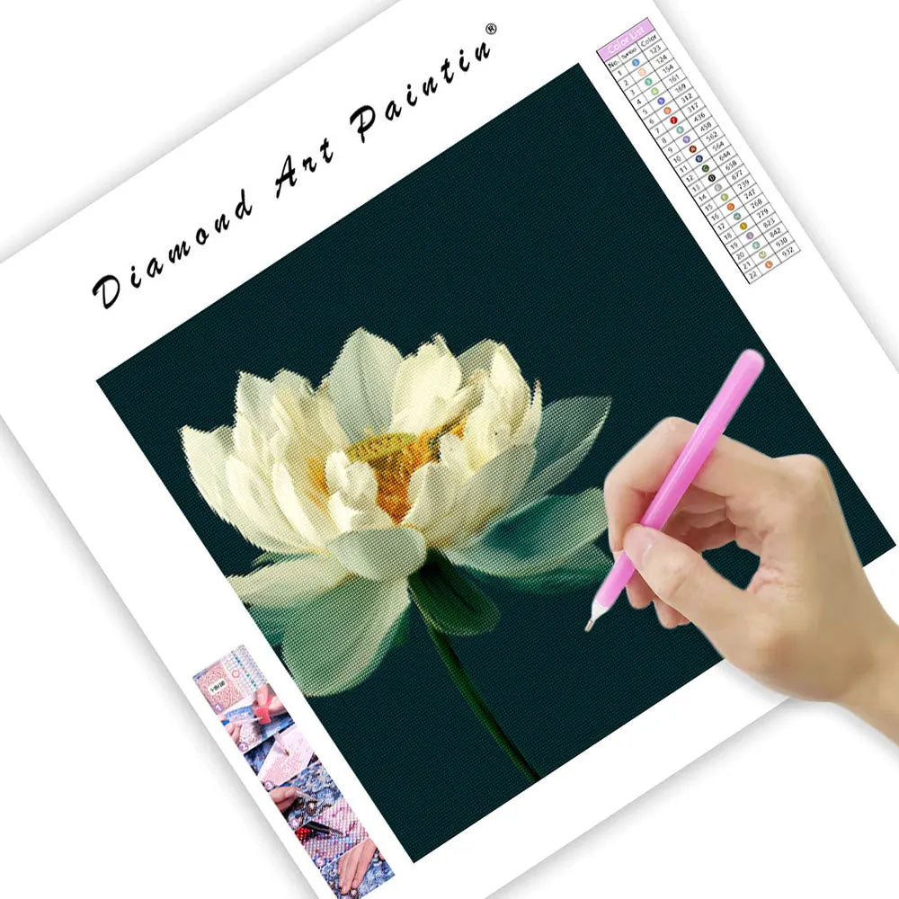 White Lotus on Green Background - Diamond Painting